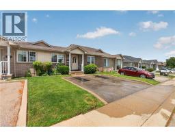 24 KENYON Crescent UnitNo. 44 - 2