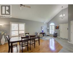 439 WOODROW Drive - 11