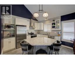 439 WOODROW Drive - 14