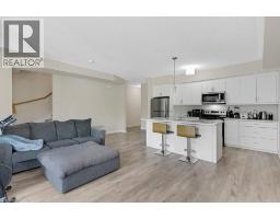 25 ISHERWOOD Avenue UnitNo. 68 - 13