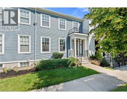 16 MACDONELL Road - 35
