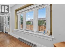 208 CARLTON Street - 16
