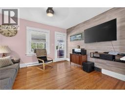 208 CARLTON Street - 18