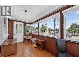 208 CARLTON Street - 24