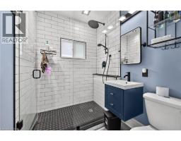208 CARLTON Street - 26