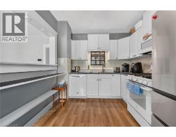 208 CARLTON Street - 7