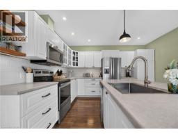165 WOODSTOCK Street N - 15