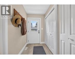 165 WOODSTOCK Street N - 17