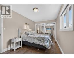 165 WOODSTOCK Street N - 19