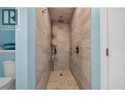 165 WOODSTOCK Street N - 21