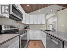 165 WOODSTOCK Street N - 23