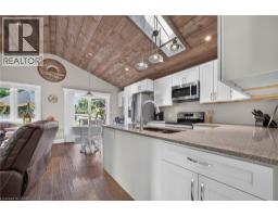 165 WOODSTOCK Street N - 24