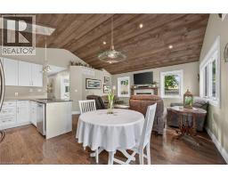 165 WOODSTOCK Street N - 25