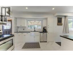 61 WINDSOR Street - 19