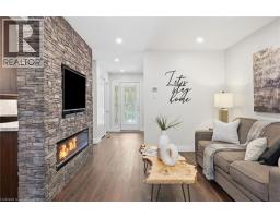 459 WOODVIEW Road UnitNo. 8 - 6