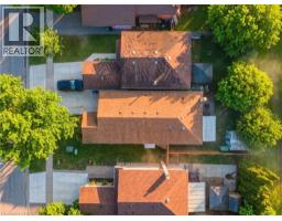 58 LEACOCK Avenue - 38
