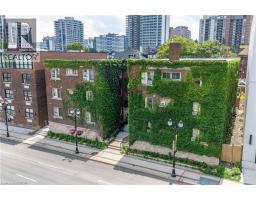 285 KING Street W UnitNo. 4 - 3