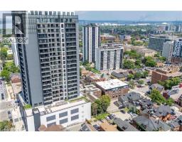 285 KING Street W UnitNo. 4 - 33