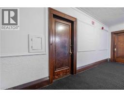 285 KING Street W UnitNo. 4 - 5
