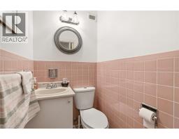 38 CHARLTON Avenue W UnitNo. 402 - 10