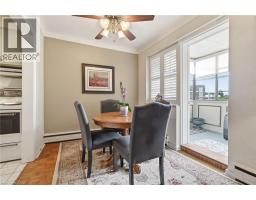 38 CHARLTON Avenue W UnitNo. 402 - 9