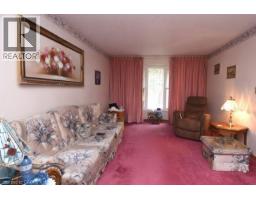 6 VISCOUNT Road - 2