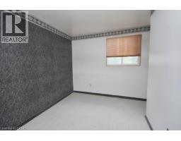 6 VISCOUNT Road - 7