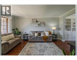 141 LYNNDALE Road - 13