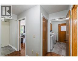 141 LYNNDALE Road - 23
