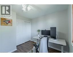 141 LYNNDALE Road - 31