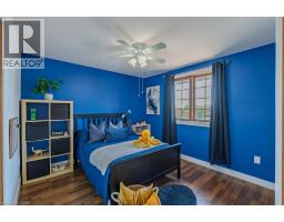 141 LYNNDALE Road - 34