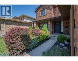 141 LYNNDALE Road - 4