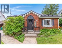805 ROCKWAY Drive - 1