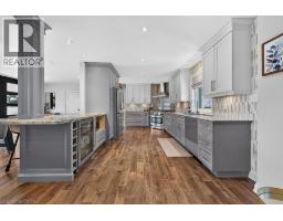 26 FREELAND Court - 10