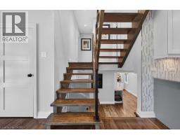 26 FREELAND Court - 13