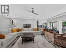 161 LLOYMINN Avenue - 19