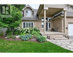 161 LLOYMINN Avenue - 2