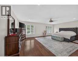 161 LLOYMINN Avenue - 24