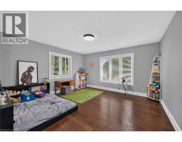 161 LLOYMINN Avenue - 33