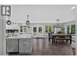 161 LLOYMINN Avenue - 8