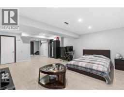 35 THAMES Way - 31