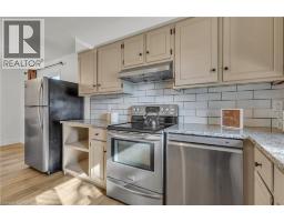 127 ACORN Crescent - 10