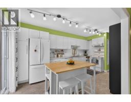 17 PINELLAS Drive - 22
