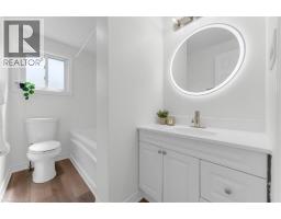 49 GROVE Avenue - 19