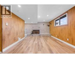 49 GROVE Avenue - 22