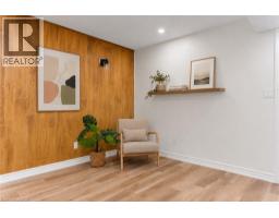 49 GROVE Avenue - 25
