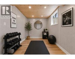49 GROVE Avenue - 26