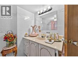 11 FASSETT Avenue - 23