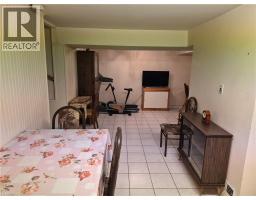 11 FASSETT Avenue - 26