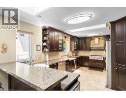 583 STEPHENS Crescent - 10